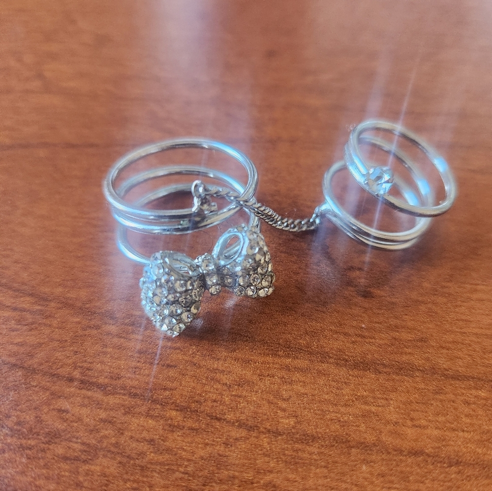 Bow Rope Ring Size 8 - Picture 3 of 3